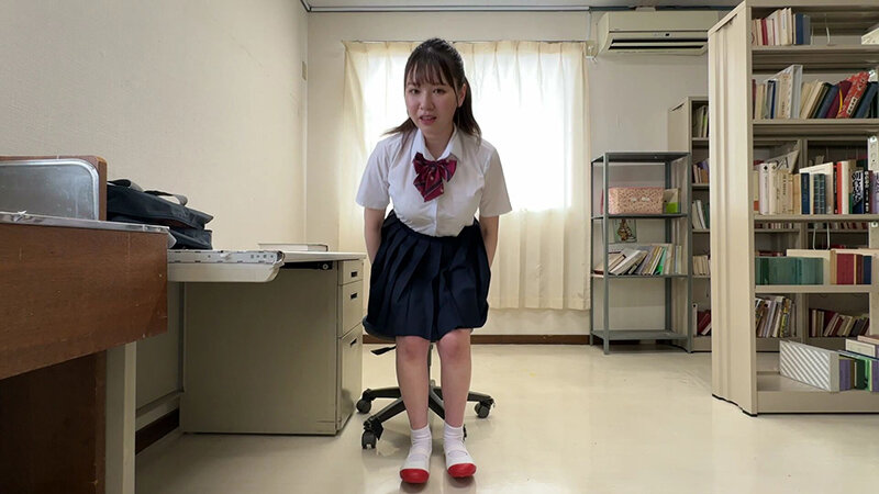 放課後に自撮り露出する優等生J系を見つけたので…4名撮影 無料サンプル画像(14) 【JK特化AV動画レビューまとめ｜JKキング】